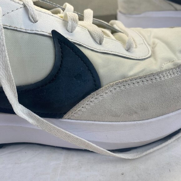 Nike Waffle Debut Trainers Sneakers Men’s 12.5 White Swoosh DH9522-103